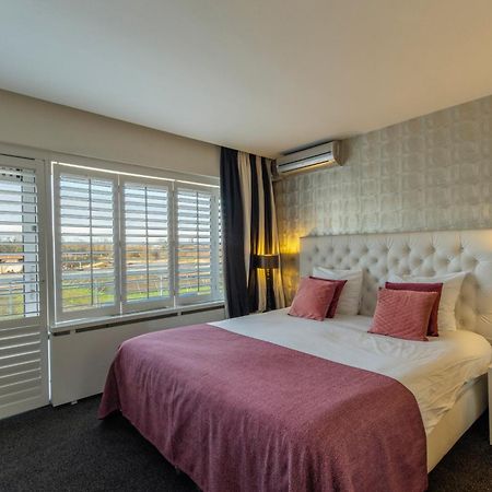 Van der Valk Hotel 's-Hertogenbosch – Vught 's-Hertogenbosch  Buitenkant foto