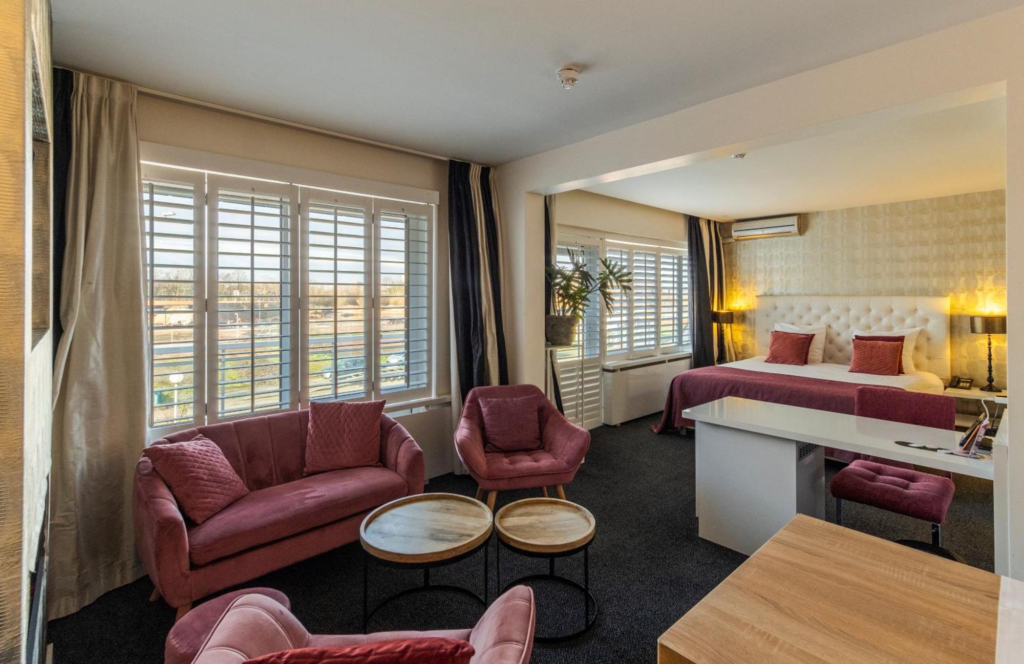 Van der Valk Hotel 's-Hertogenbosch – Vught 's-Hertogenbosch  Buitenkant foto