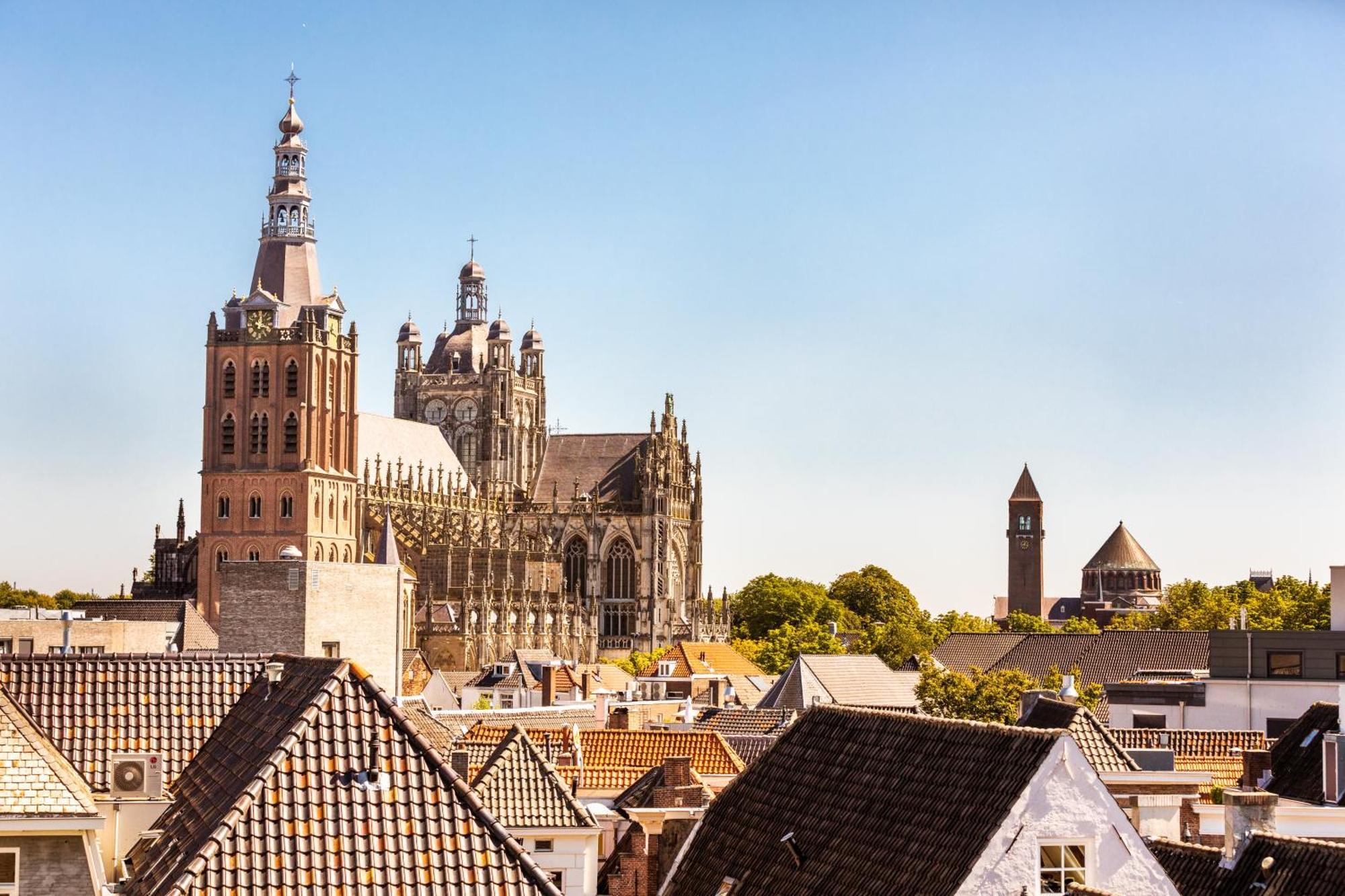 Van der Valk Hotel 's-Hertogenbosch – Vught 's-Hertogenbosch  Buitenkant foto